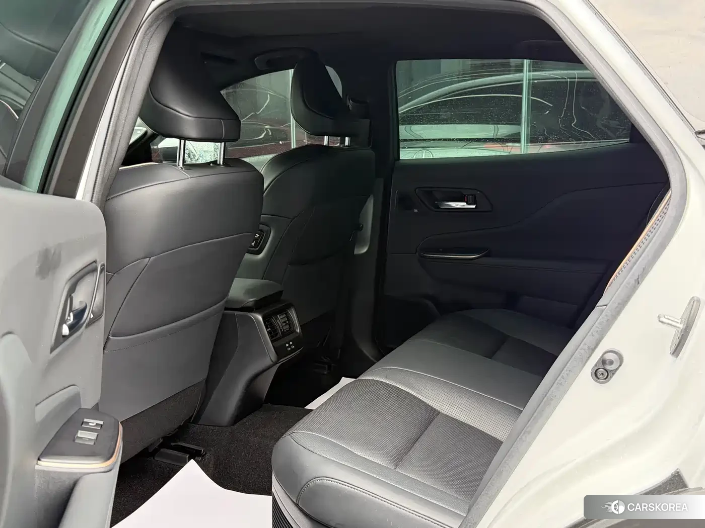 Toyota Crown SportCross id 4599827 из Китая 11