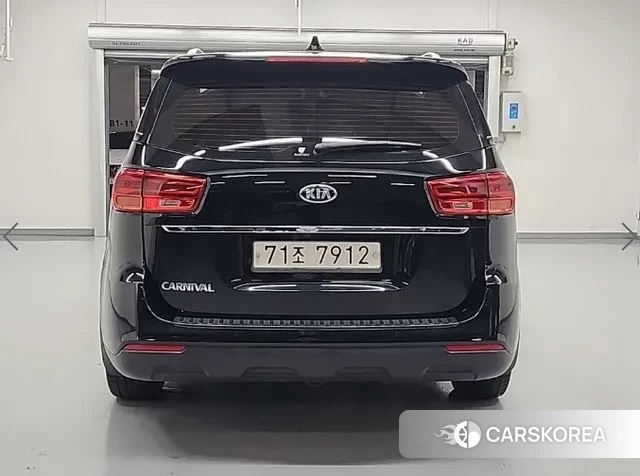 Kia The New Carnival id 3718700 из Кореи 12