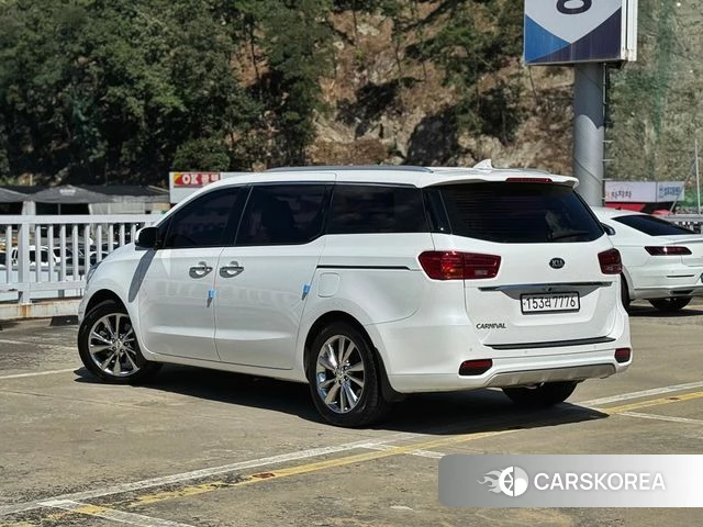 Kia The New Carnival id 4770420 из Кореи 13