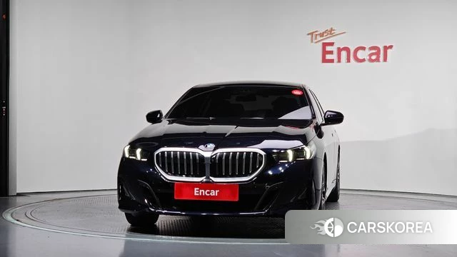 BMW 5 Series (G60) id 4505789 из Кореи 13