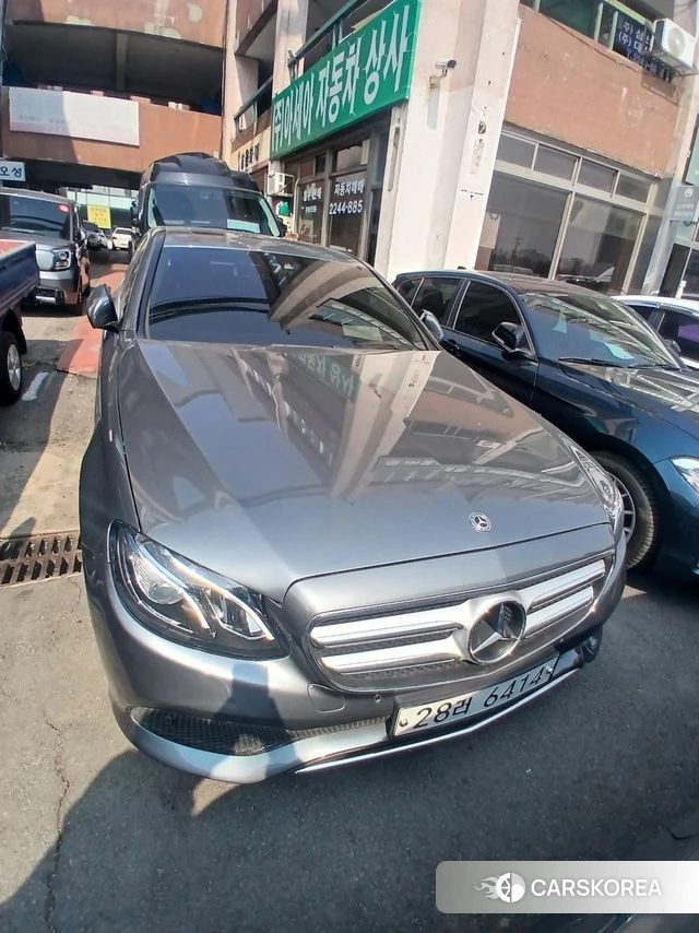 Mercedes-Benz E-Class W213 2018 Серый из Кореи, фото 5