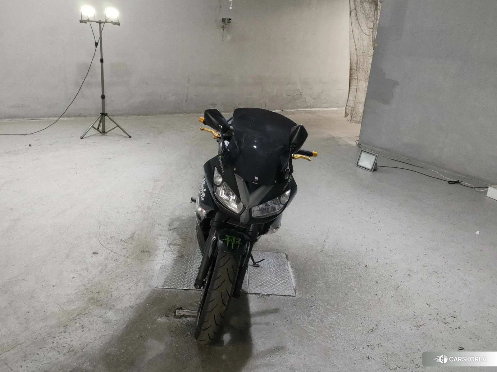 Kawasaki NINJA 400R 2011 из Японии, фото 5