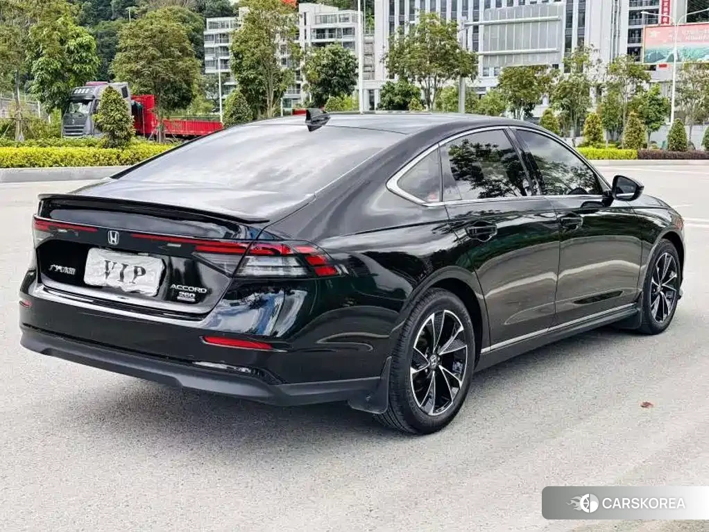 Honda Accord 2024 Черный из Китая, фото 3