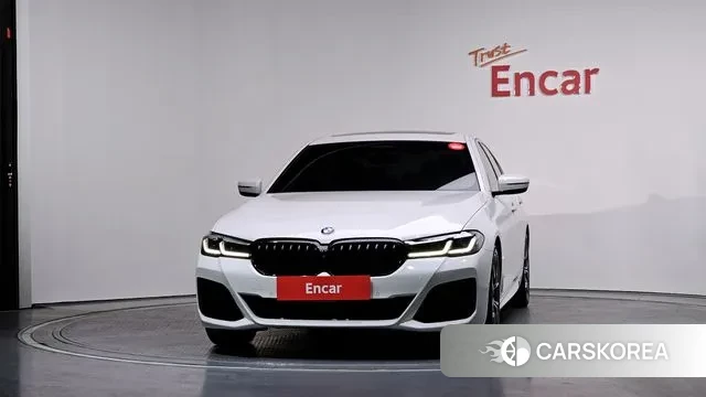 BMW 5 Series (G30) id 3587028 из Кореи 13