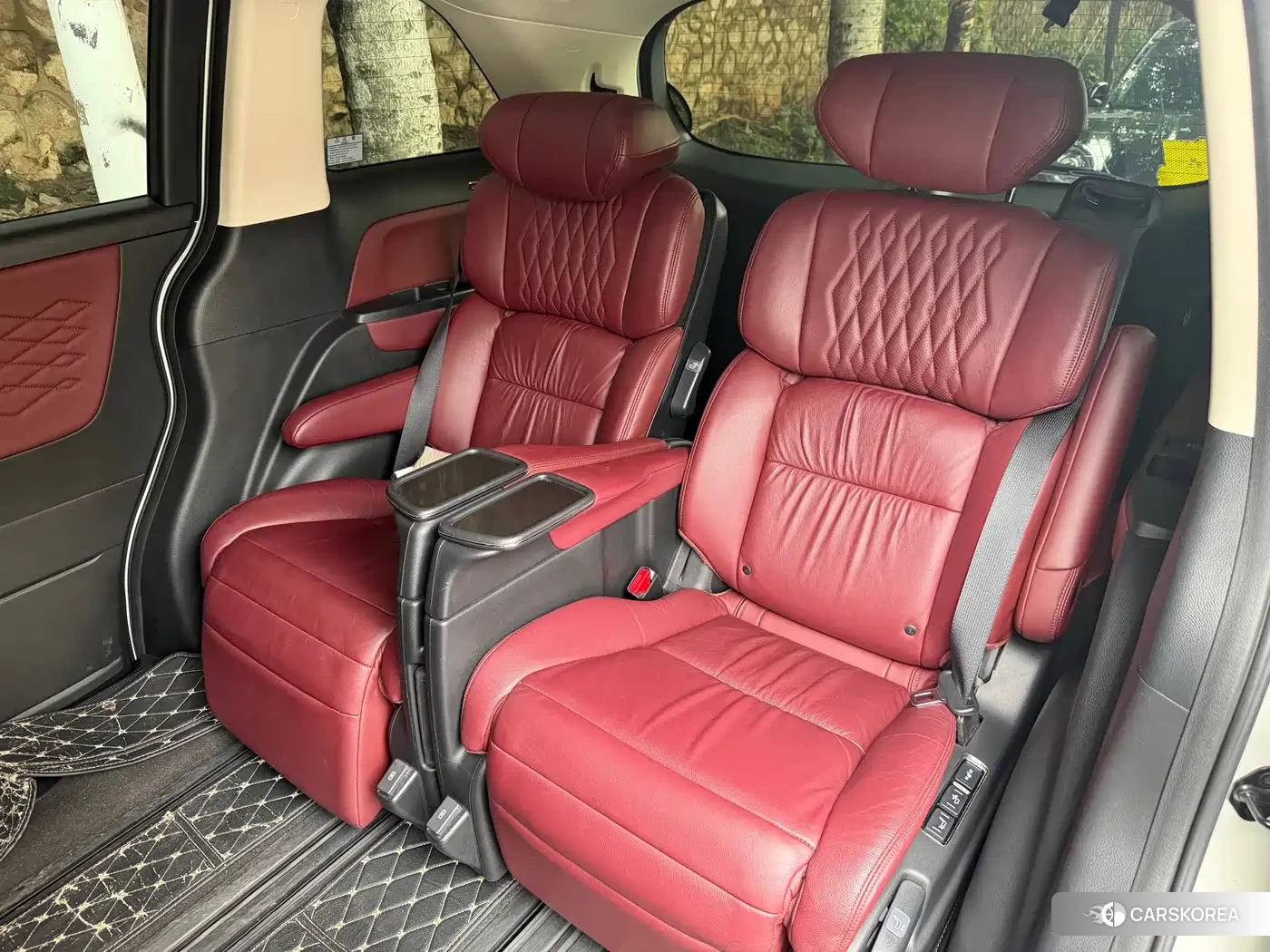 Honda Elysion 2022 Белый из Китая, фото 3
