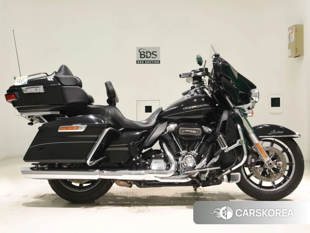 Проданный Harley-Davidson Electra Glide FLHTK1740 2017 из Японии, фото 2