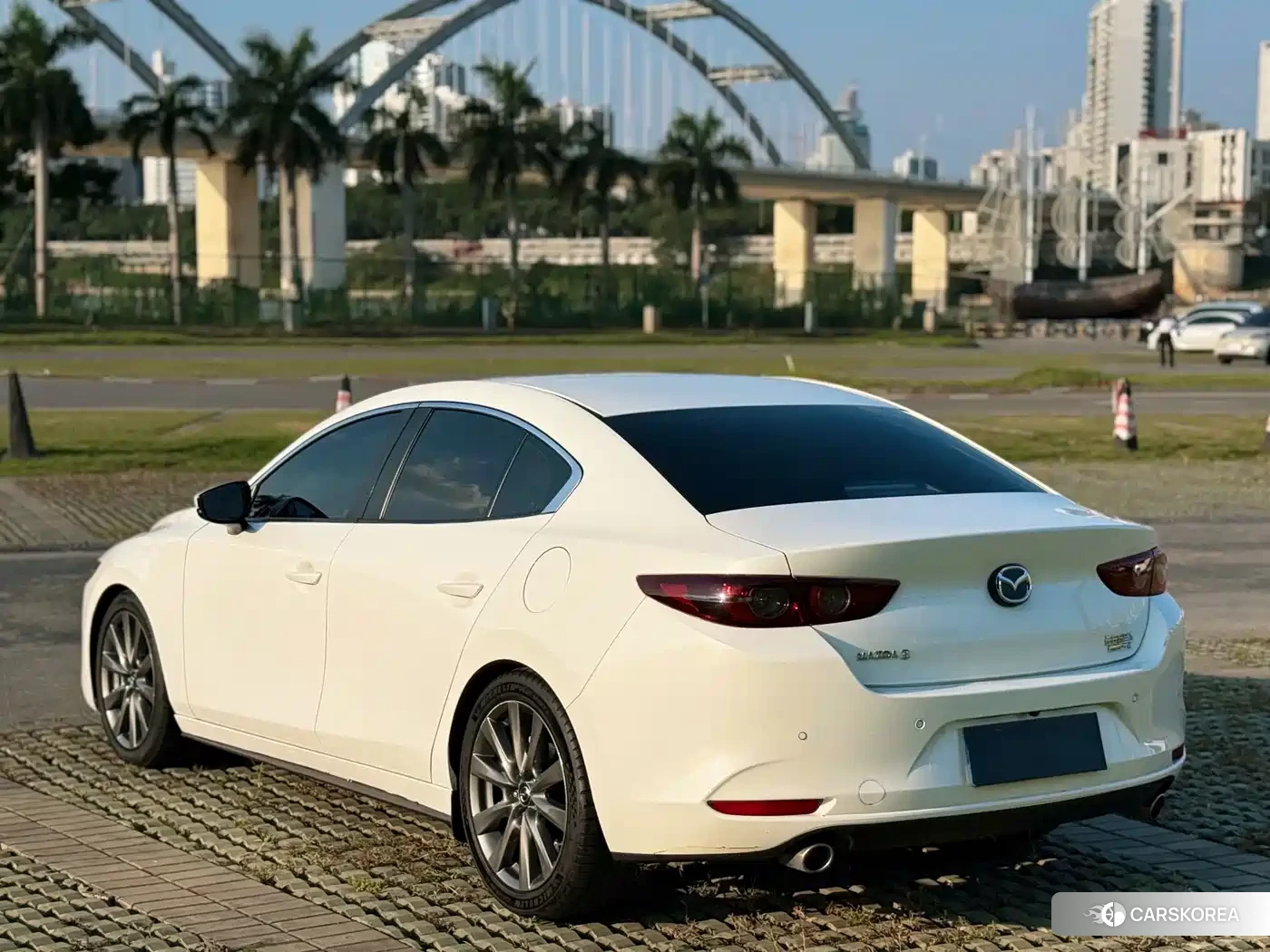 Mazda 3 id 4653942 из Китая 9