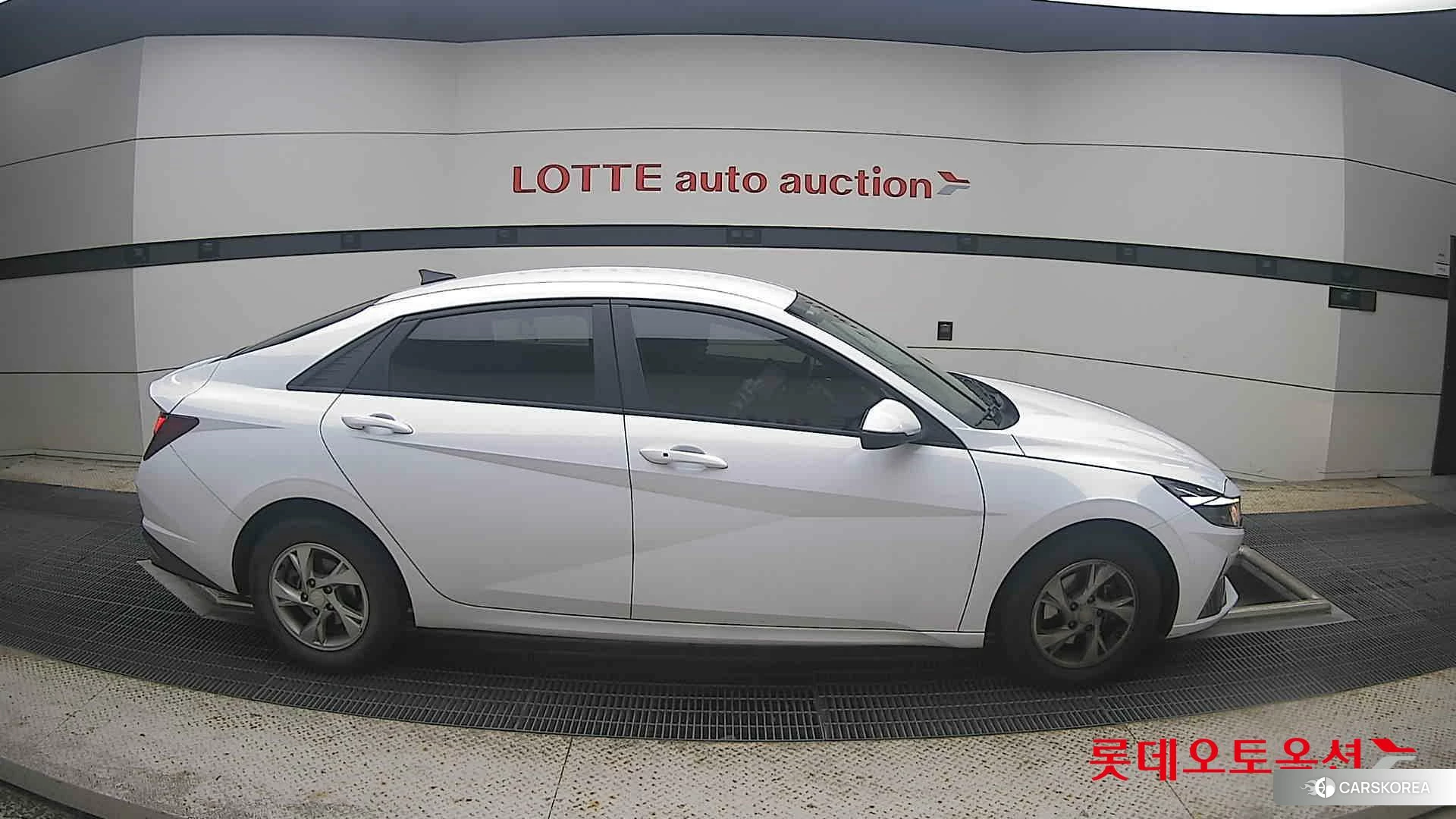 Hyundai Avante id 4902381 из Кореи 23