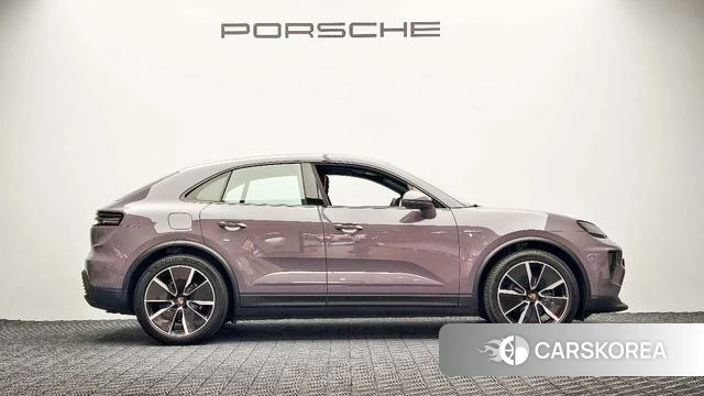 Porsche Macan EV id 3920286 из Китая 9