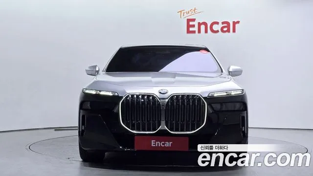 BMW 7 Series (G70) id 2507687 из Кореи 13