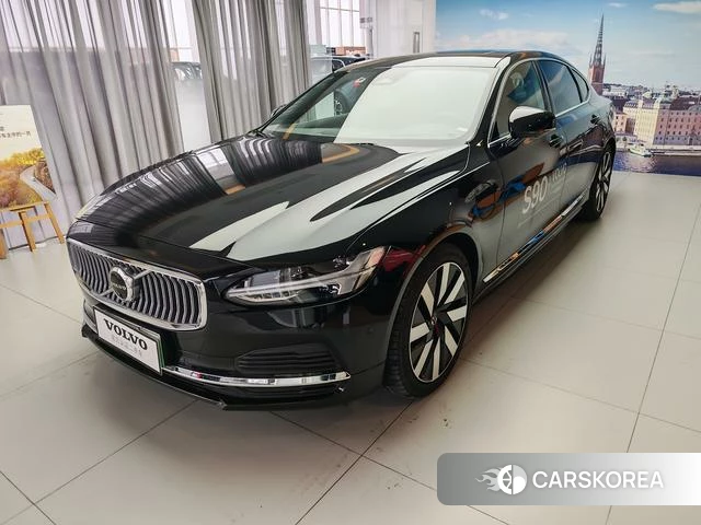 Volvo S90 PHEV id 4209589 из Китая 19