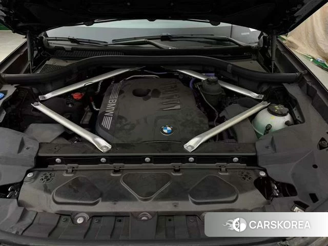 BMW X7 id 4256817 из Китая 11