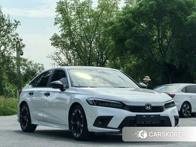 Honda Civic id 4219251 из Китая 13
