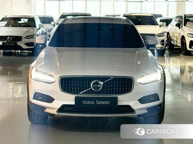 Volvo V90 Cross-Country id 3837807 из Кореи 10