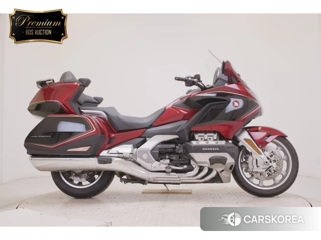 Проданный Honda GL1800 TOUR DCT 2019 из Японии, фото 3
