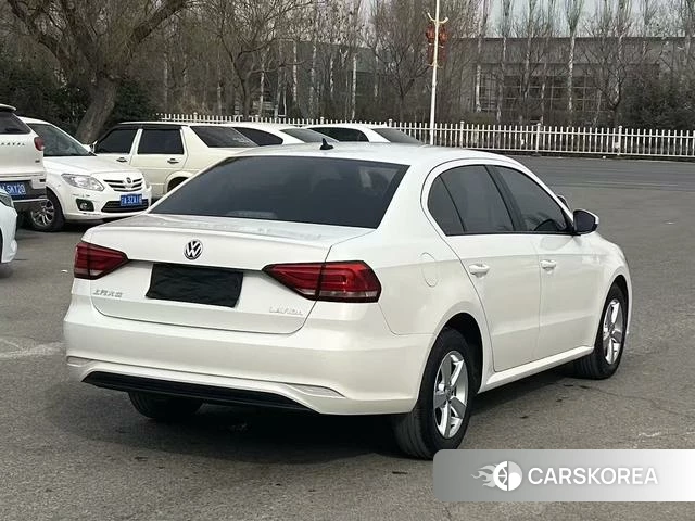 Volkswagen Lavida 2023 Белый из Китая, фото 6