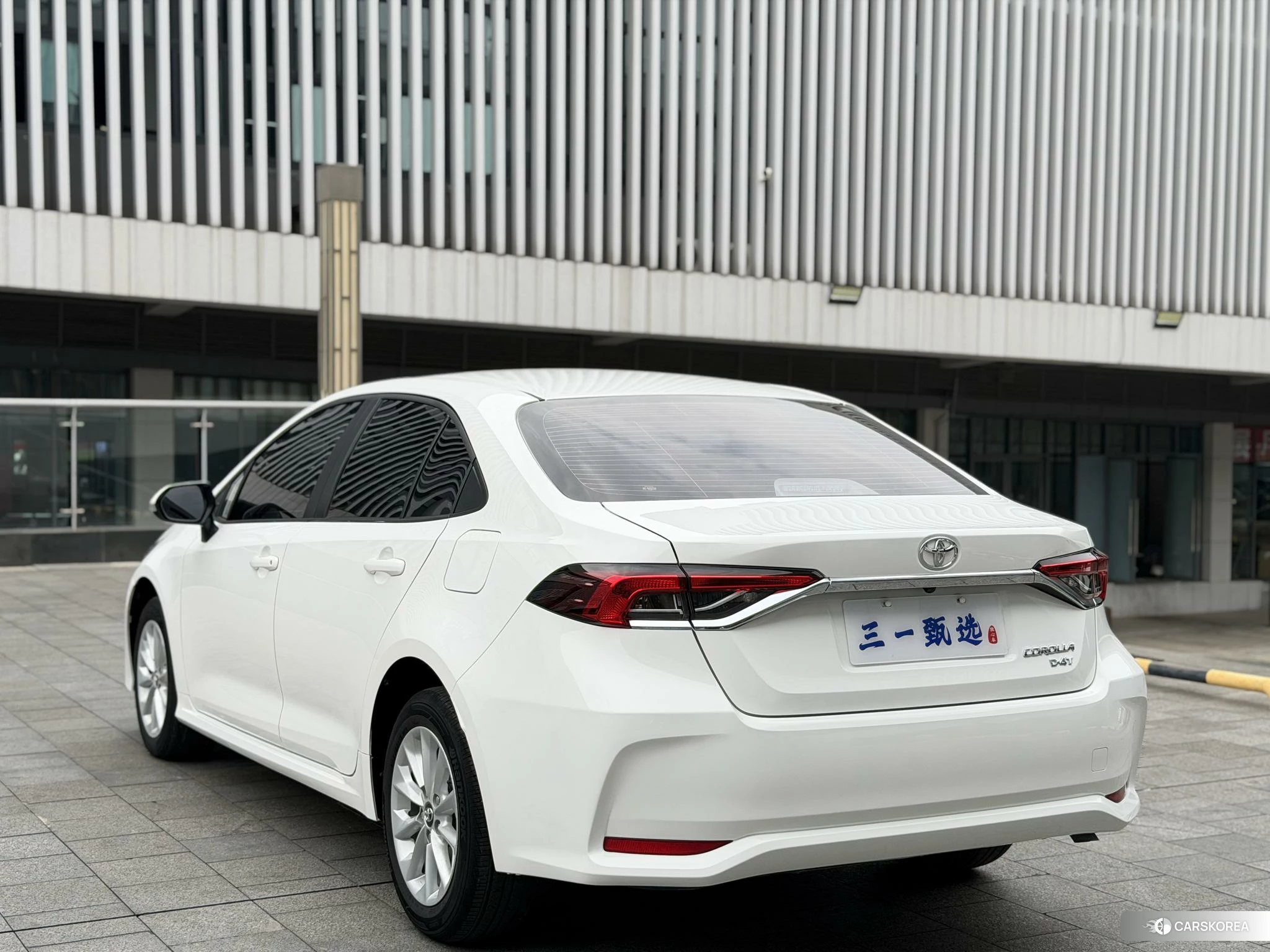 Toyota Corolla id 4441065 из Китая 12