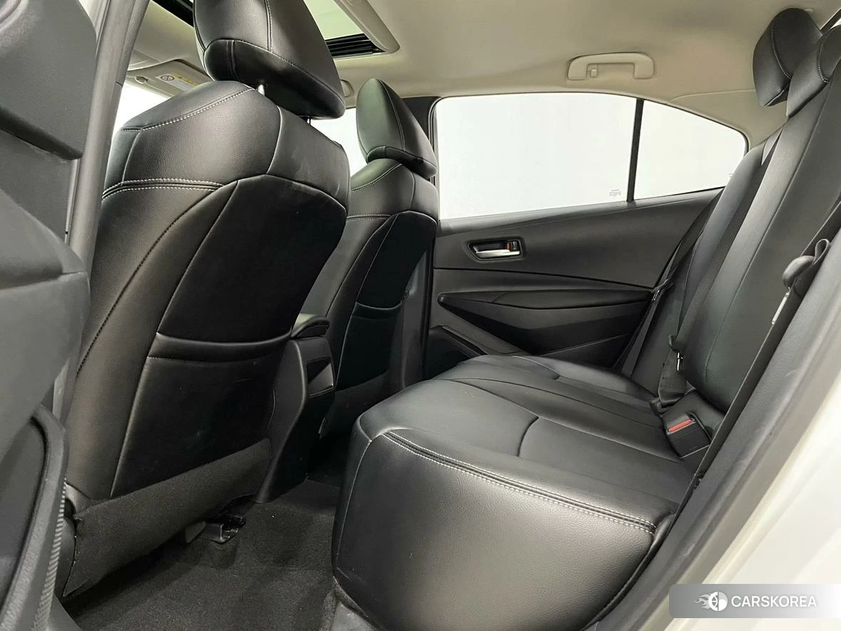 Toyota Corolla id 4413165 из Китая 11
