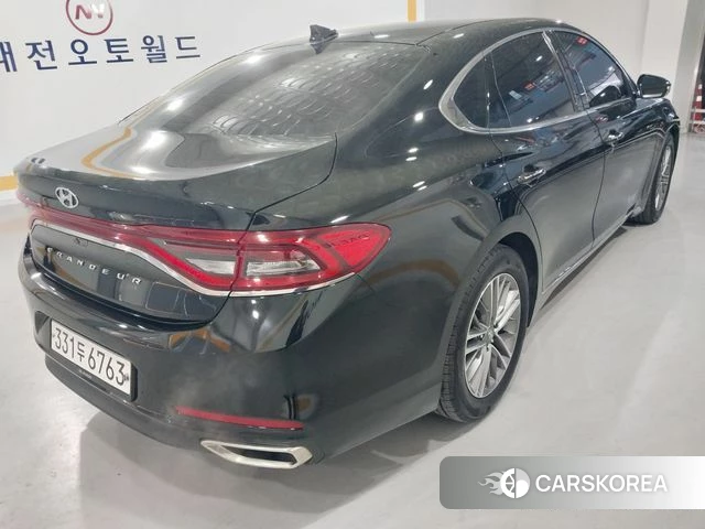 Hyundai Grandeur IG id 3834338 из Кореи 12