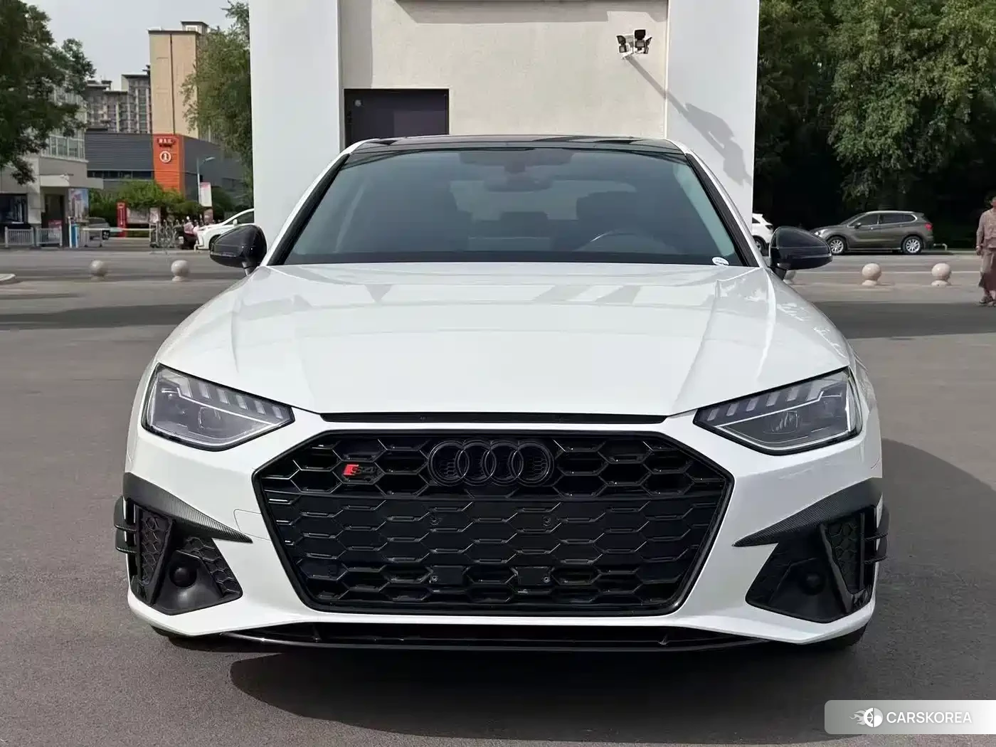 Audi A4L 2023 Белый из Китая, фото 3