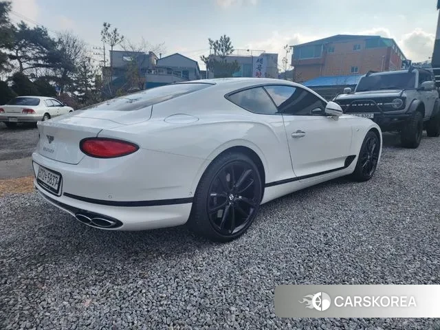 Bentley Continental GT 3rd Generation 2021 Белый из Кореи, фото 3