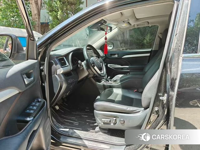 Toyota Highlander 2021 Черный из Китая, фото 3