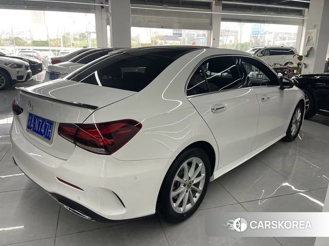 Mercedes-Benz Class A 2021 Белый из Китая, фото 4