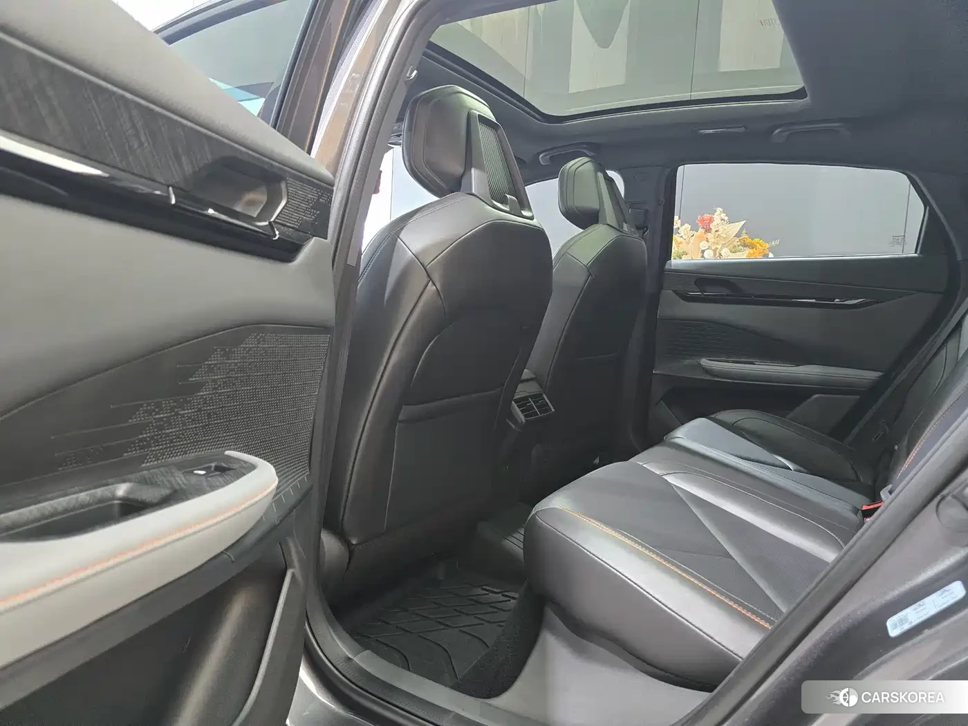 Chang'an Changan UNI-V 2022 Silver/gray из Китая, фото 4