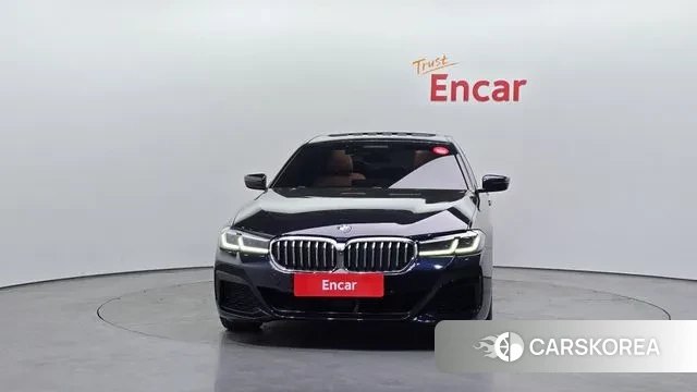 BMW 5 Series (G30) id 3765181 из Кореи 13