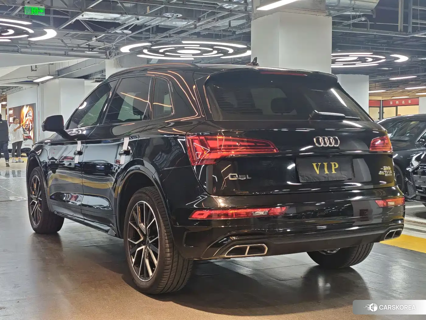 Audi Q5L id 4600853 из Китая 11
