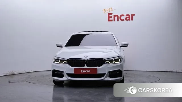 BMW 5 Series (G30) id 3480319 из Кореи 13