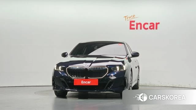 BMW 5 Series (G60) id 4871123 из Кореи 23