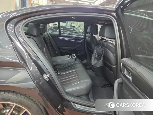 BMW 5 Series (G30) 2023 Серый из Кореи, фото 3