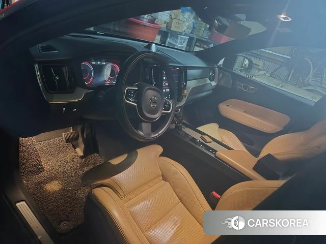 Volvo XC60 second Generation 2018 Серый из Кореи, фото 3