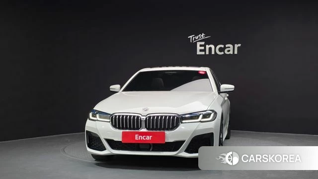 BMW 5 Series (G30) id 3922724 из Кореи 13