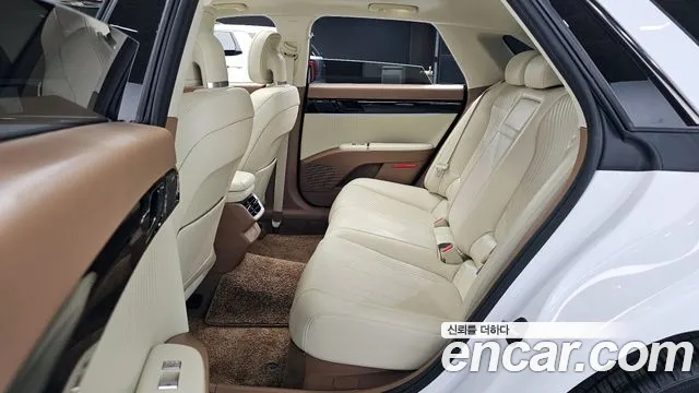 Hyundai Grandeur (GN7) id 2671705 из Кореи 13