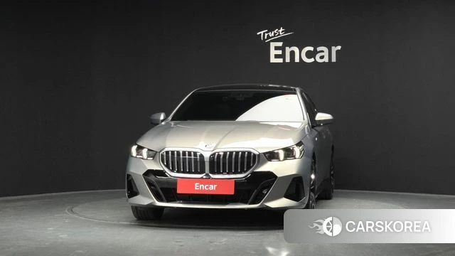 BMW 5 Series (G60) id 4194023 из Кореи 23