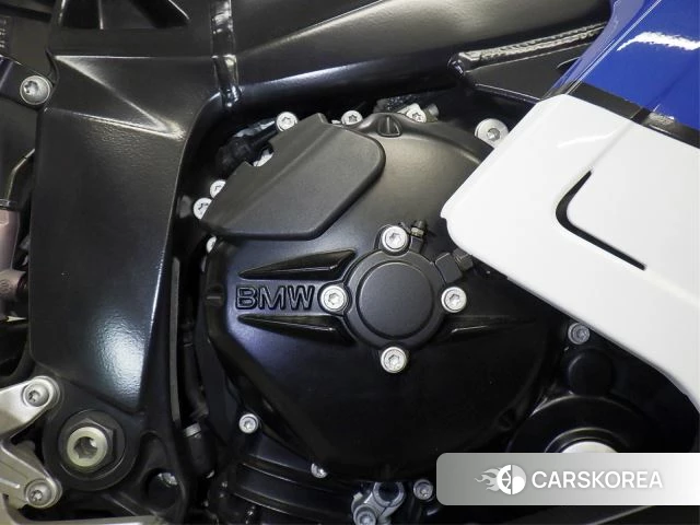 Engine photo