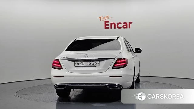 Mercedes-Benz E-Class W213 id 4552097 из Кореи 23