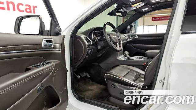 Jeep Grand Cherokee id 2681809 из Кореи 13