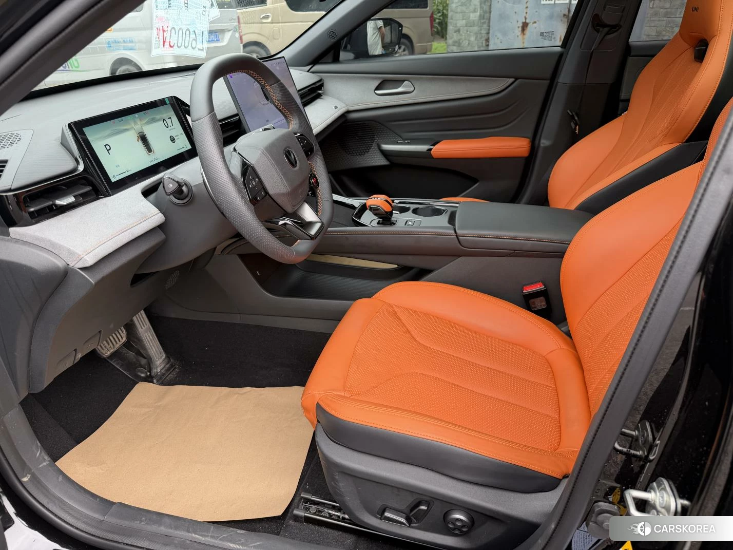 Chang'an UNI-V 2025 Черный из Китая, фото 3