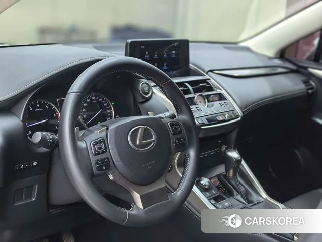 Lexus NX id 4221260 из Китая 23