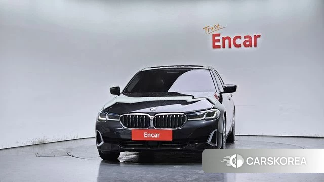 BMW 5 Series (G30) id 4702633 из Кореи 13
