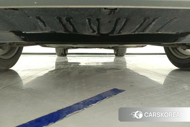 Audi Q5L id 3782653 из Китая 10