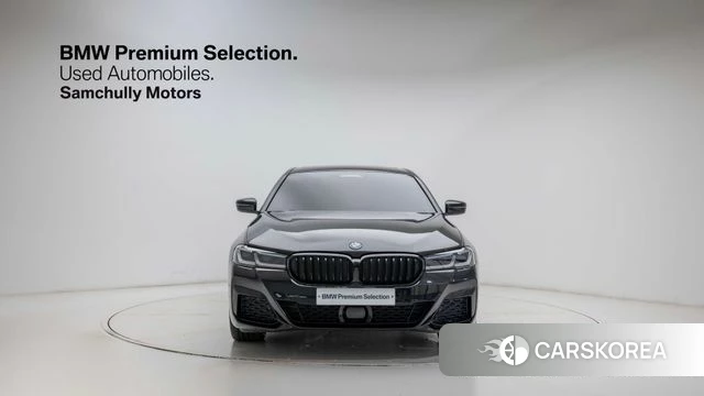BMW 5 Series (G30) 2023 Черный из Кореи, фото 3
