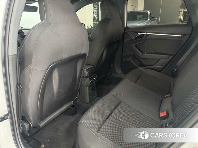 Audi A3 2024 Белый из Китая, фото 3