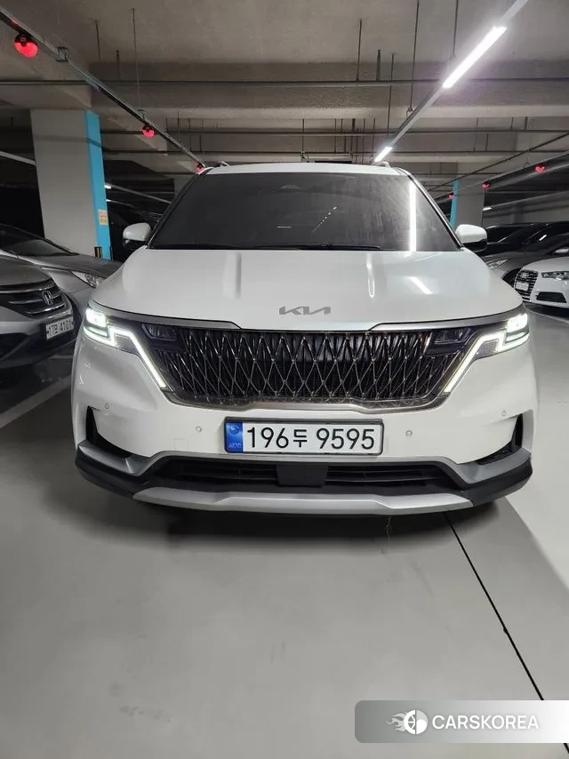 Kia Carnival 4th generation 2023 Белый из Кореи, фото 3