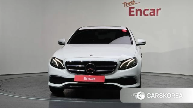 Mercedes-Benz E-Class W213 id 3873196 из Кореи 13
