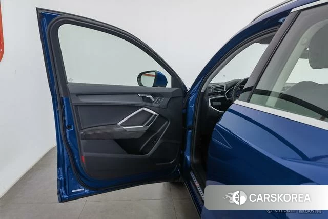 Audi Q3 id 4258225 из Китая 17
