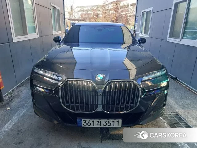 BMW 7 Series (G70) id 3447447 из Кореи 9